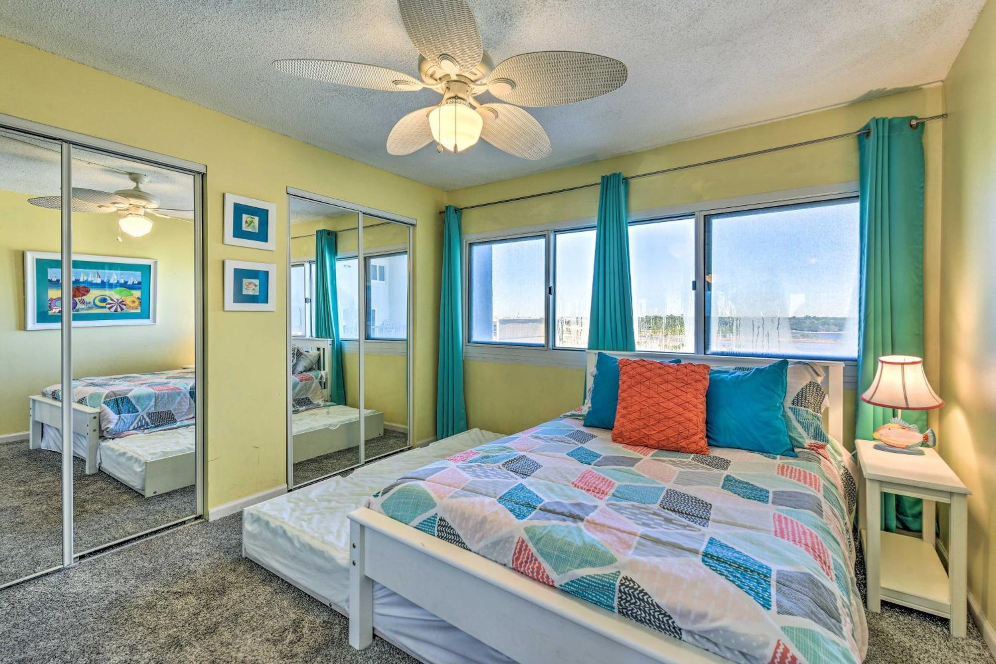 Apartment Panama Beachfront Condo, Near Pier Park! *